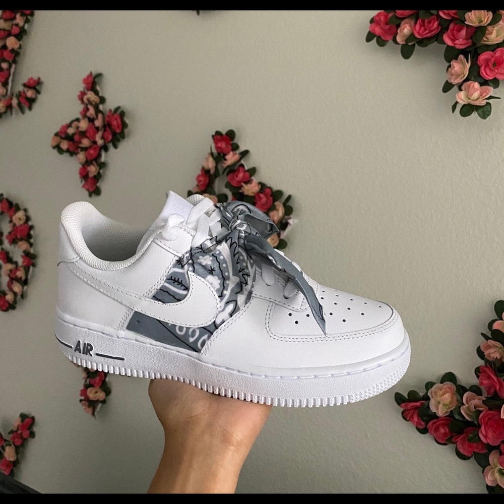 Custom Nike Air Force 1s - Picture 4 of 6